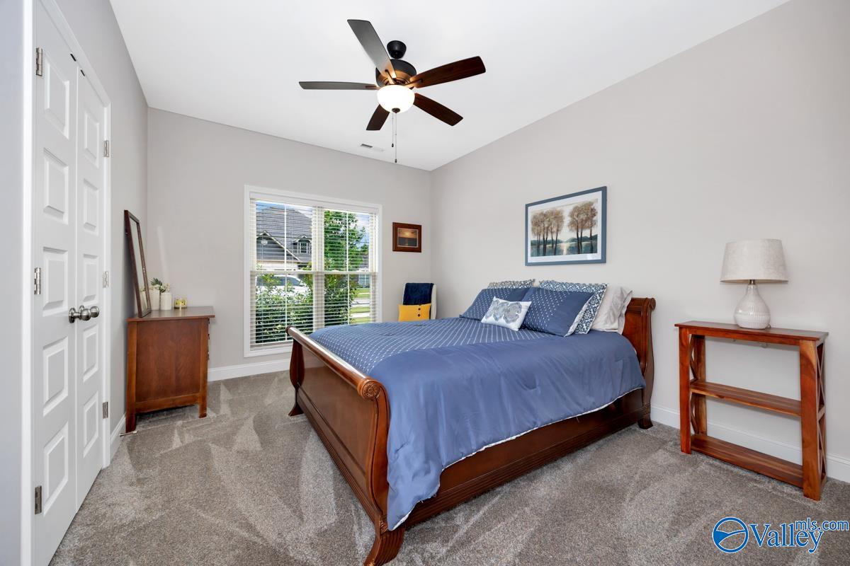 7514 Flint Crossing Circle, Owens Cross Roads, Alabama image 9