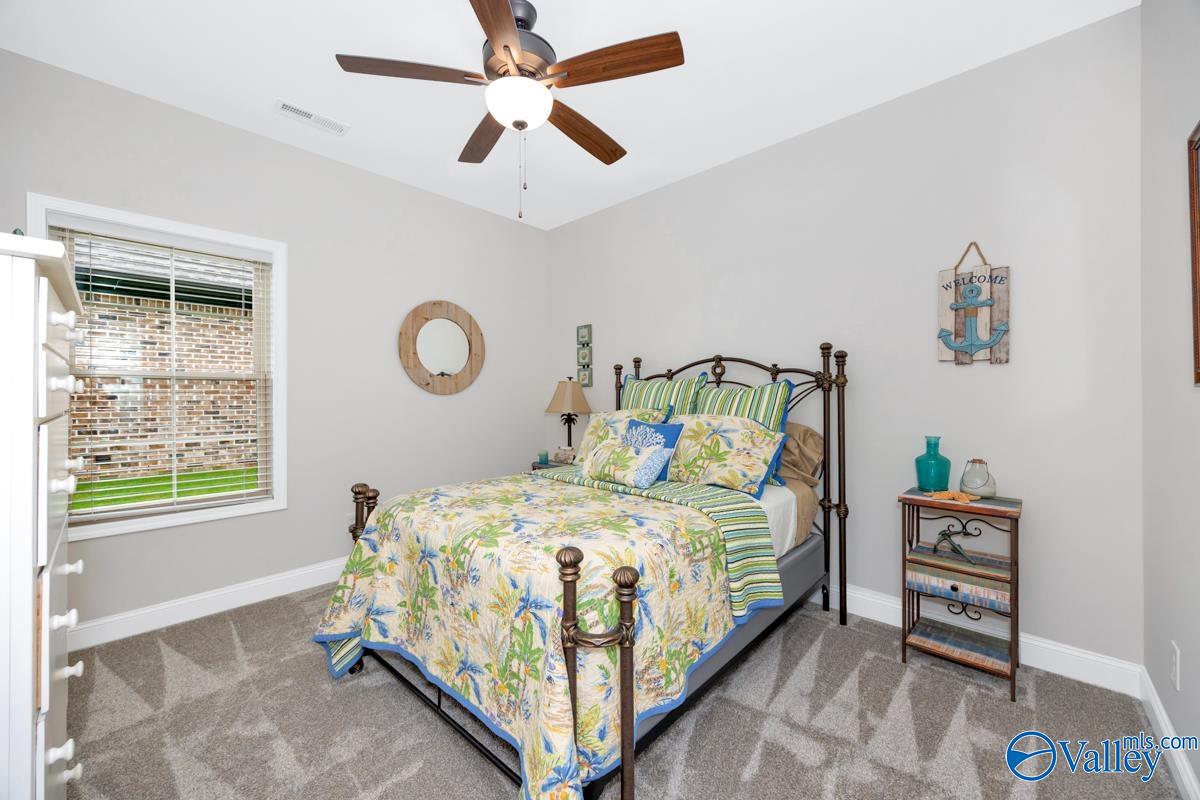 7514 Flint Crossing Circle, Owens Cross Roads, Alabama image 11