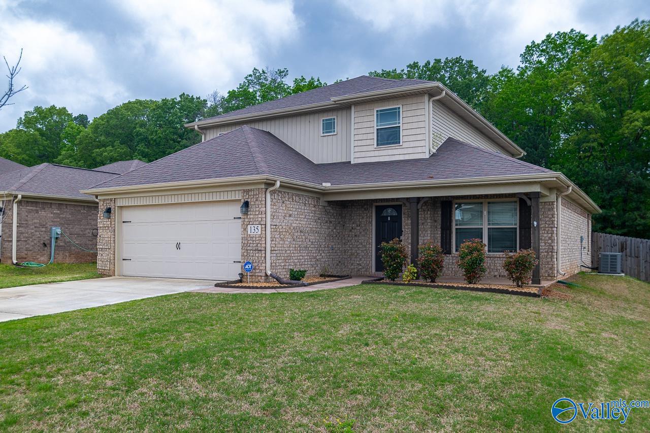 135 Heritage Way Drive, Toney, Alabama image 1