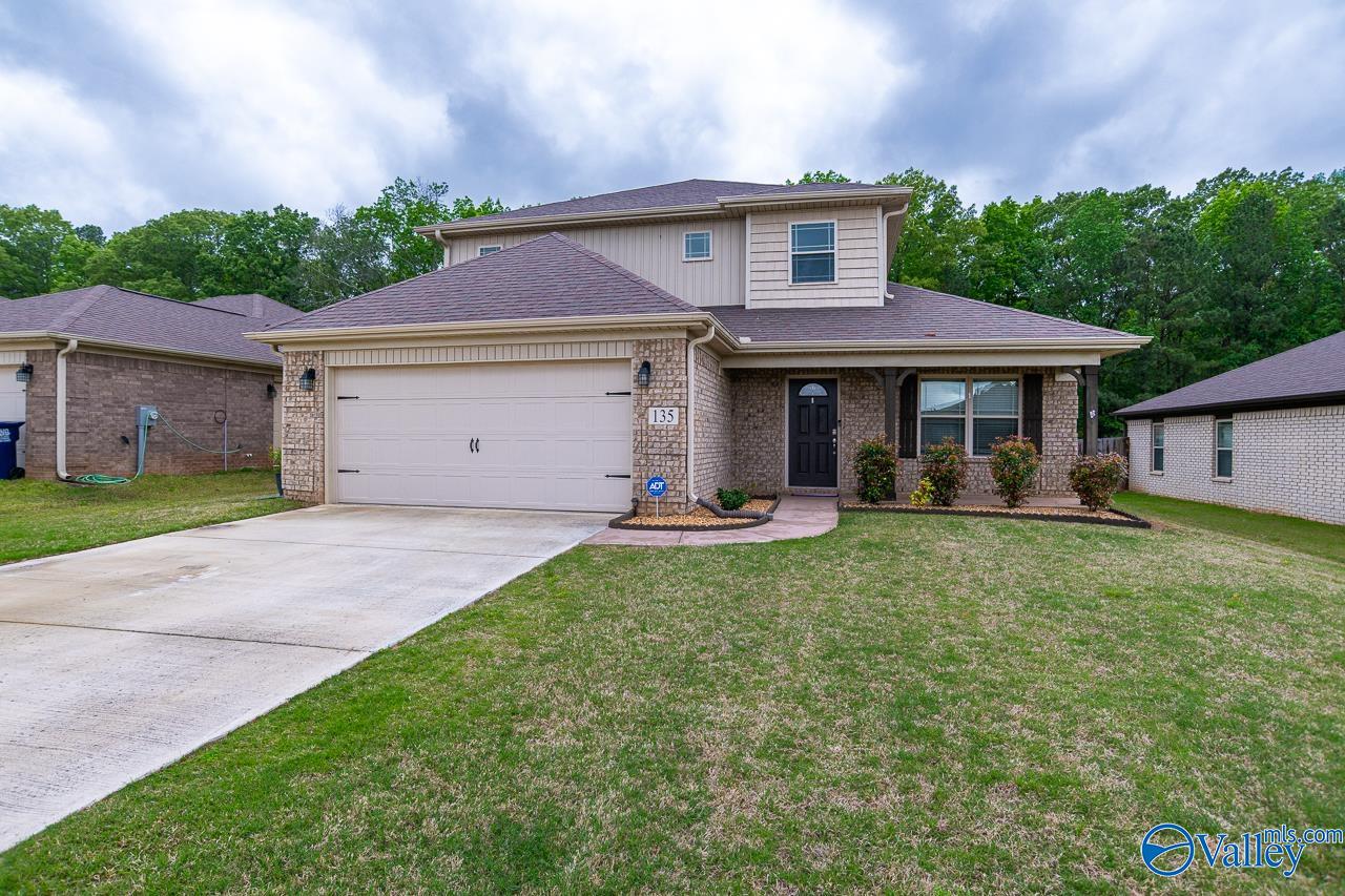 135 Heritage Way Drive, Toney, Alabama image 2