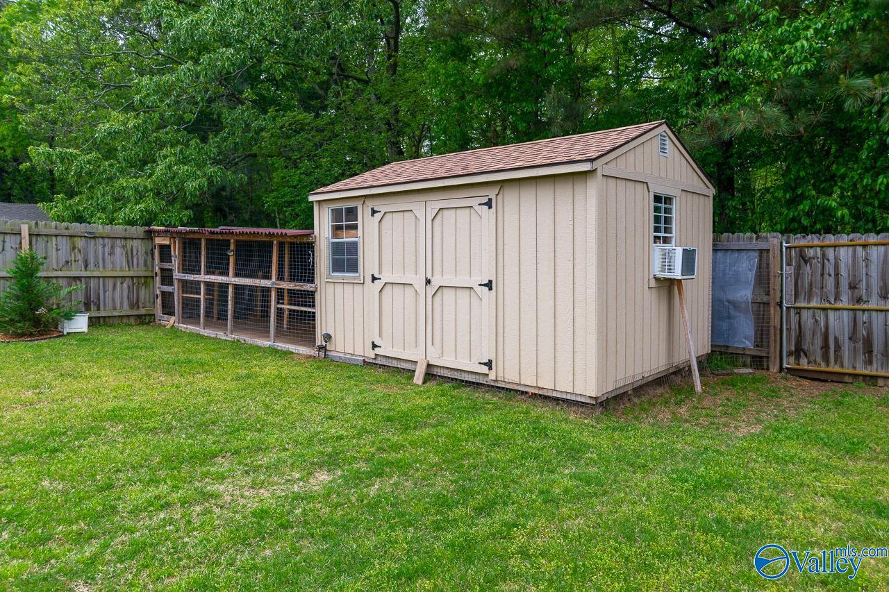 135 Heritage Way Drive, Toney, Alabama image 6