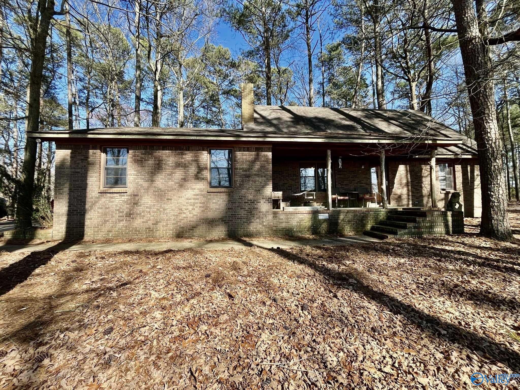 411 Hallmark Road, Boaz, Alabama image 1