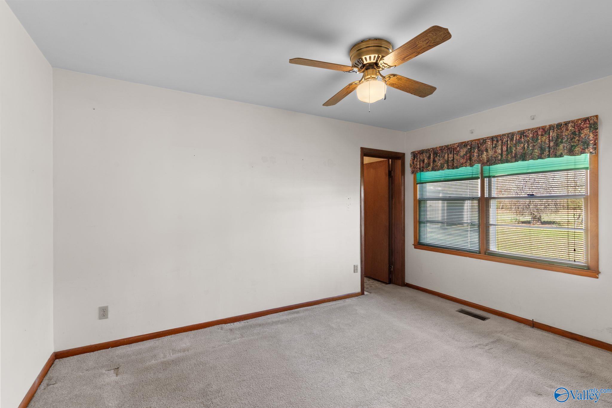 12 Bailey Drive, Guntersville, Alabama image 16
