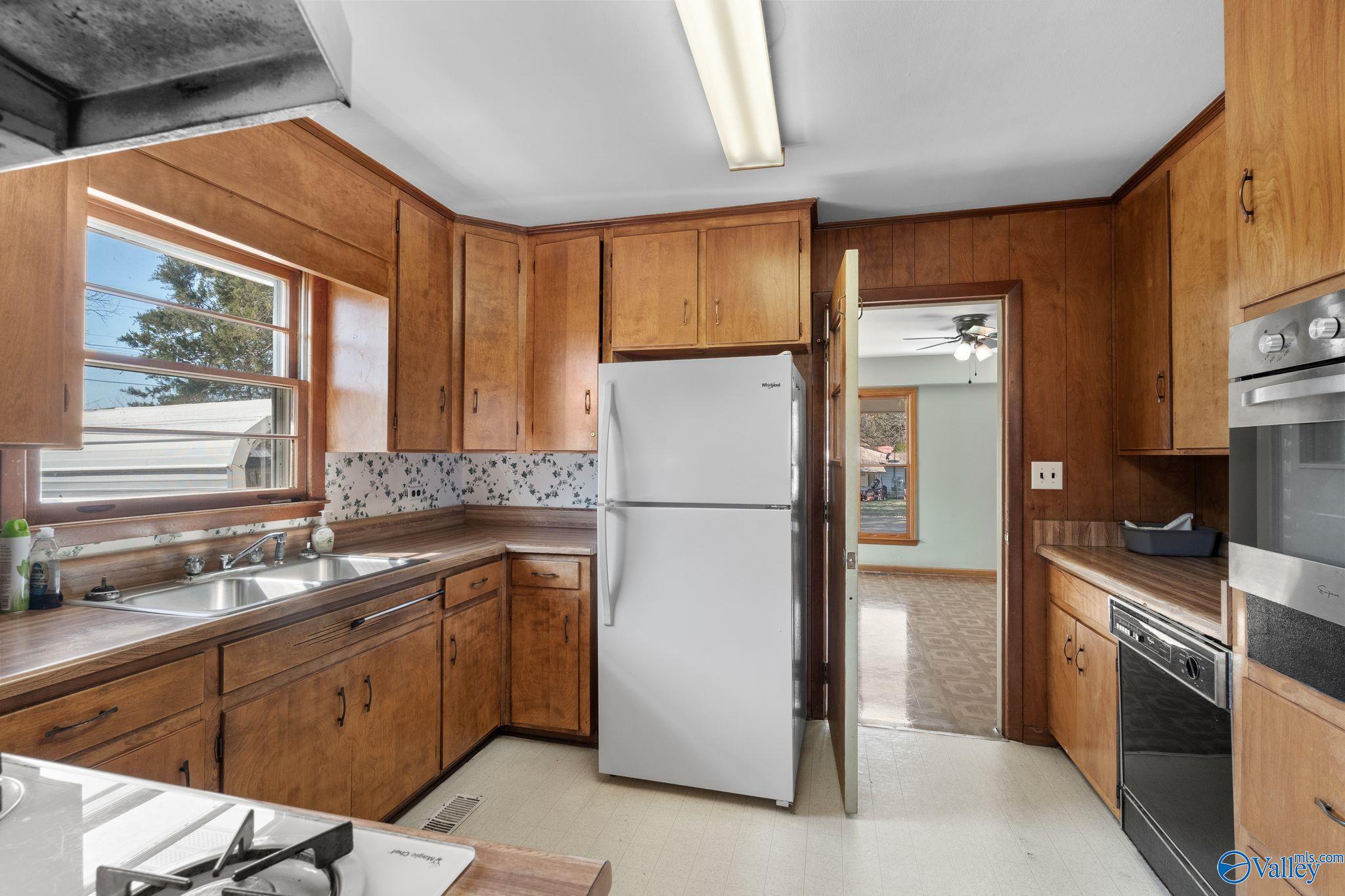 12 Bailey Drive, Guntersville, Alabama image 10