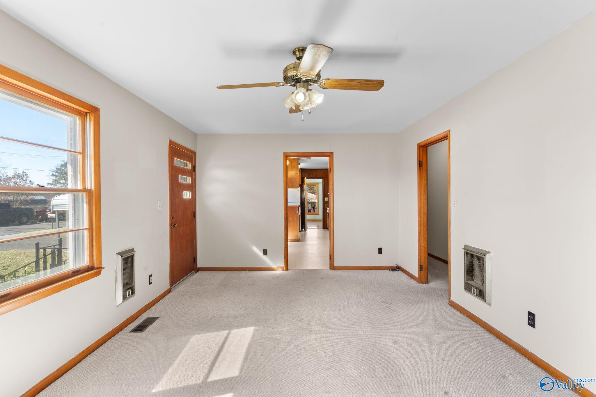 12 Bailey Drive, Guntersville, Alabama image 7
