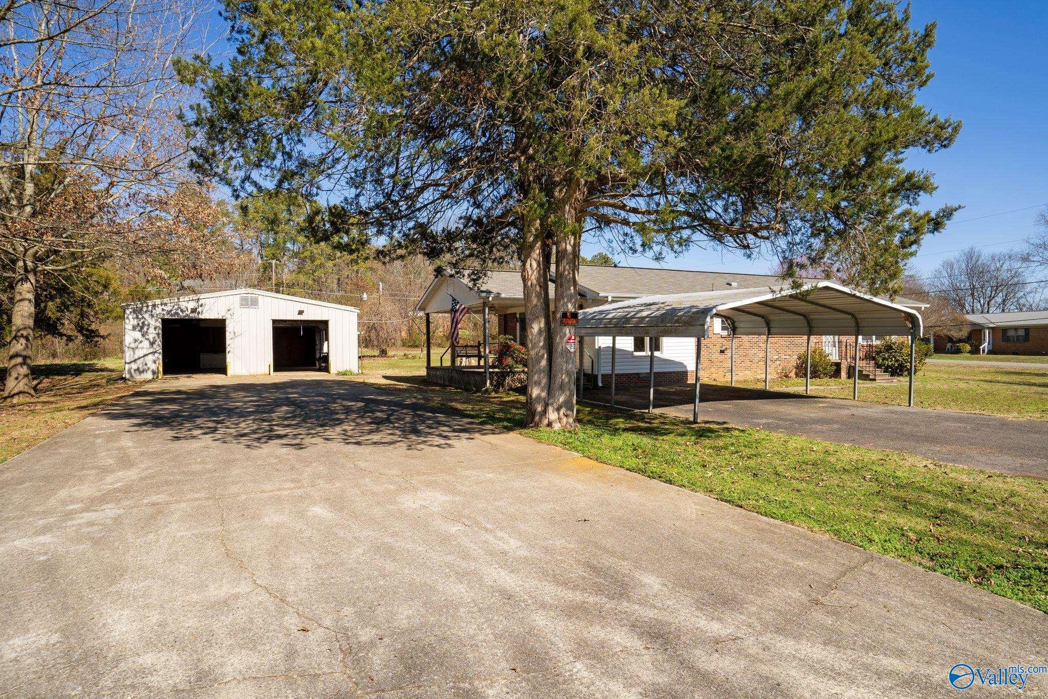 12 Bailey Drive, Guntersville, Alabama image 3