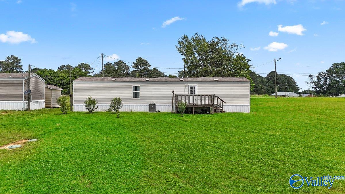 229 Water Tower Loop, Laceys Spring, Alabama image 3