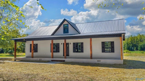 Homes For Sale - 111 County Road 678<br/> Dekalb County, Fort Payne, AL 35968