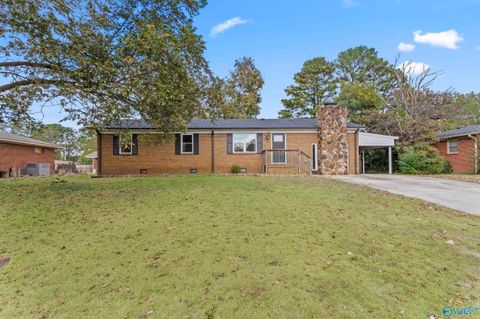 Homes For Sale - 314 Larkwood Drive<br/> Decatur, AL 35601