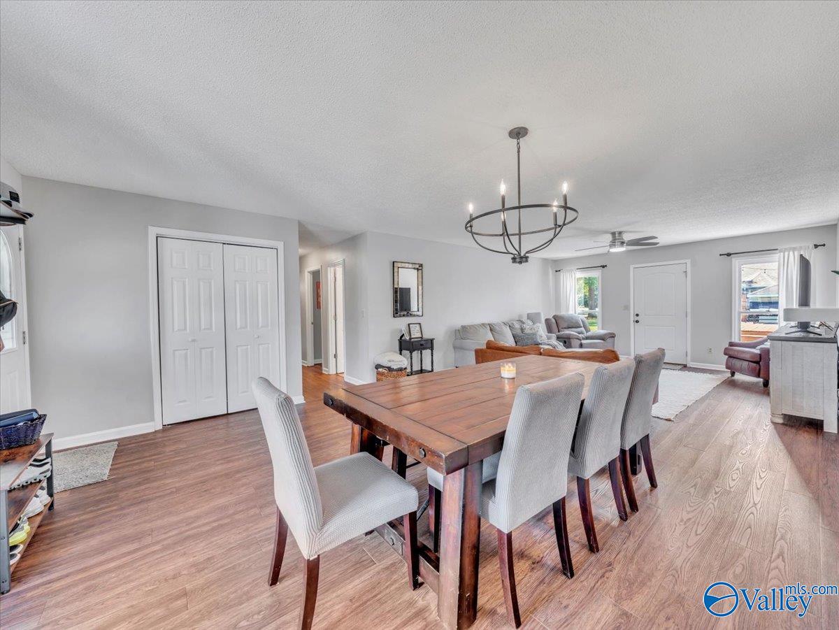 Scottsboro, Alabama 35769, United States, 3 Bedrooms Bedrooms, ,2 BathroomsBathrooms,Residential,Active,211521