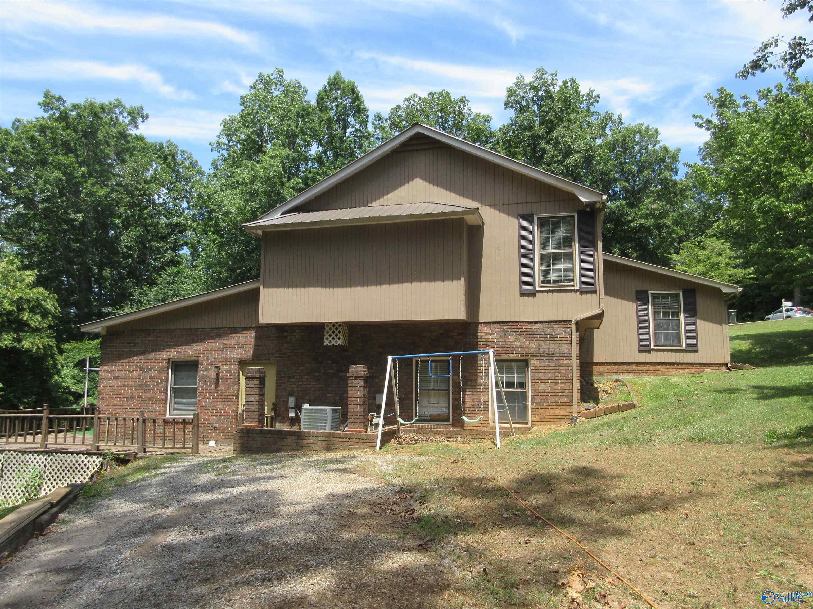 109 Colonial Drive, Scottsboro, Alabama image 10