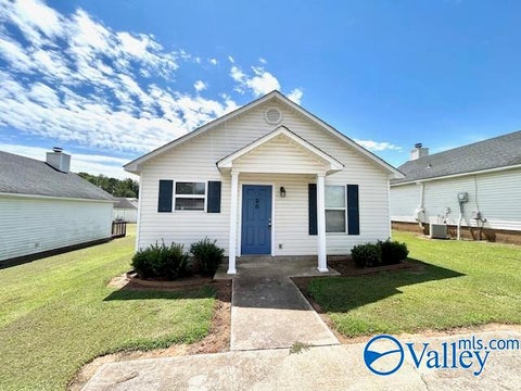 Homes For Rent - 115 Ryland Ridge Circle<br/> Huntsville, AL 35811