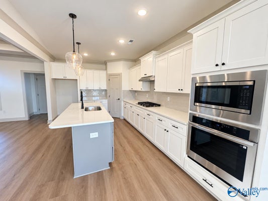 ADDRESS PRIVATE, DECATUR, AL 35603 - Image bfe04ebfdfedc6af8e8863b66e7e2a22/1765726614
