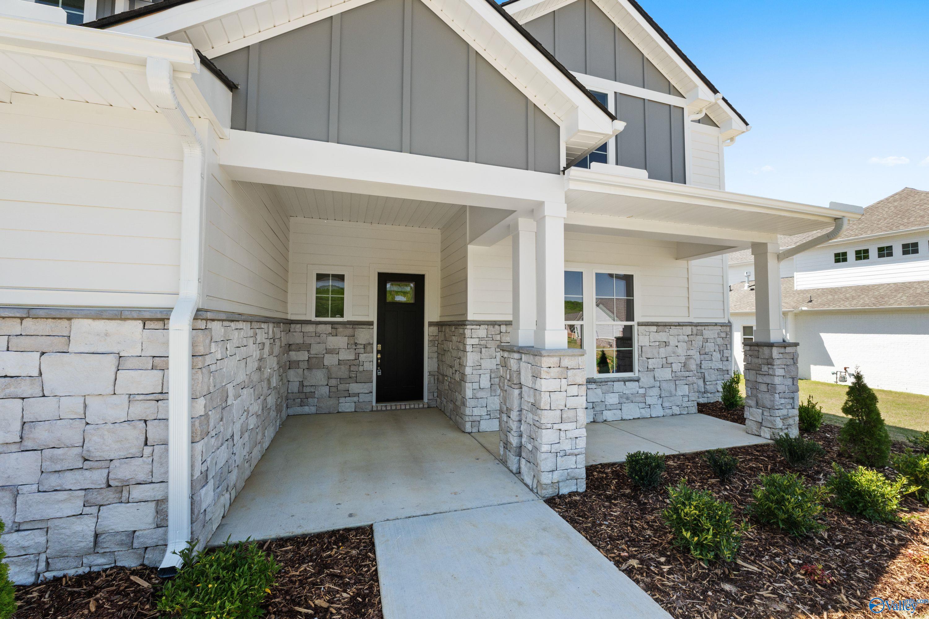 8107 Goose Ridge Drive, Owens Cross Roads, Alabama image 8