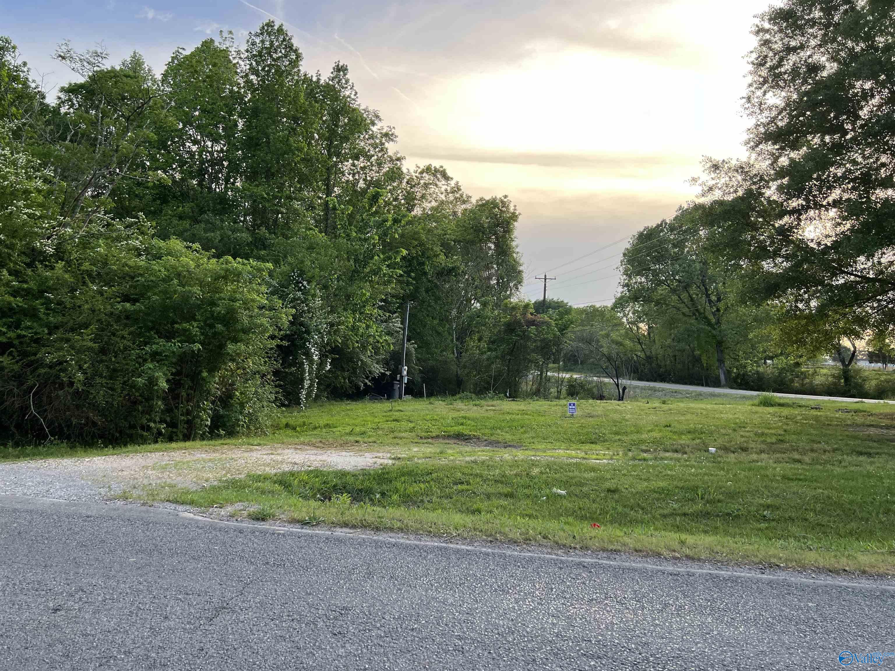 8373 County Road 221, Trinity, Alabama image 6