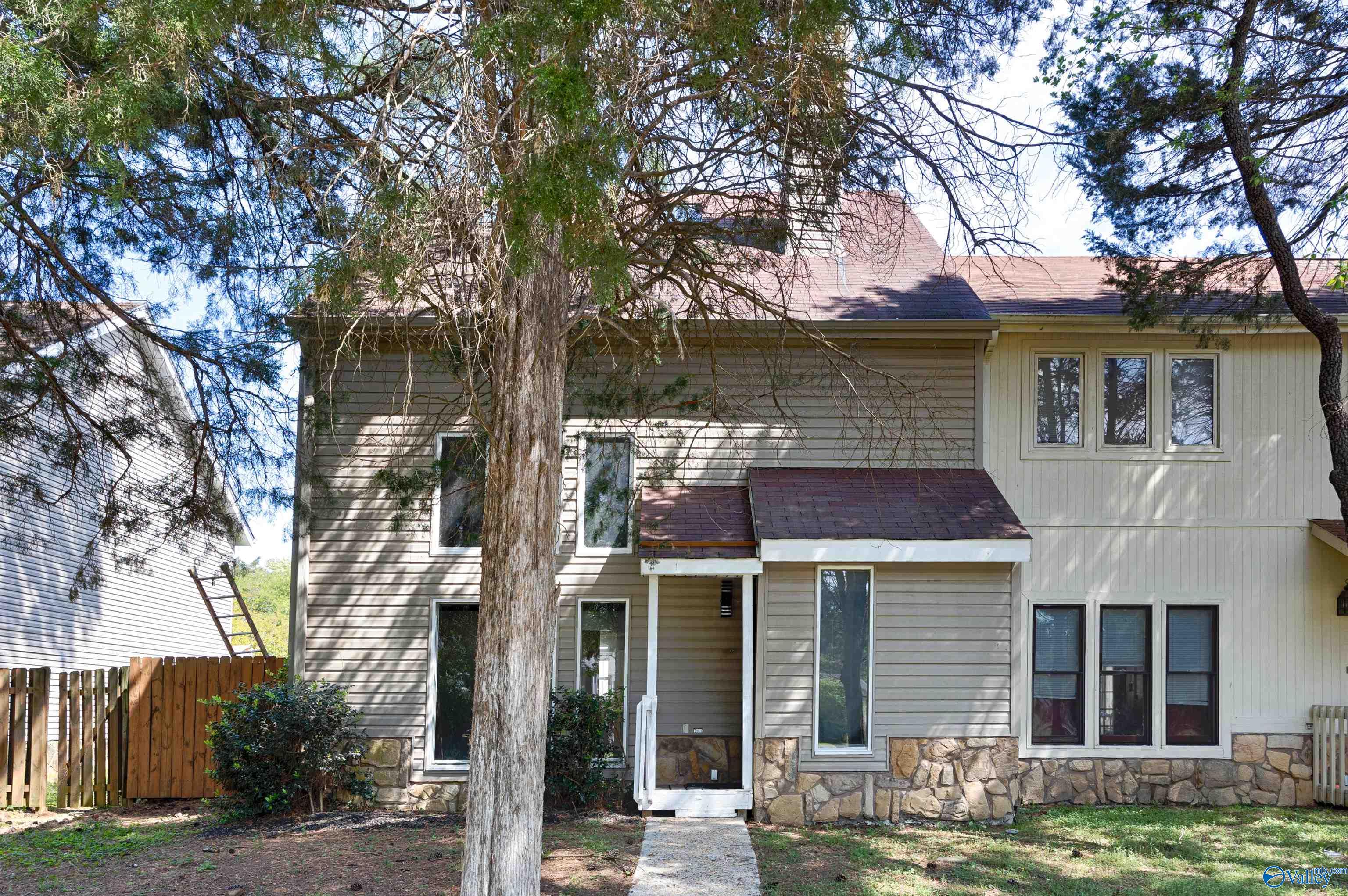 409 Hobbs Road, Huntsville, Alabama image 2