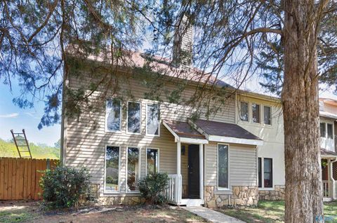 Townhouse For Sale - 409 Hobbs Road<br/> Huntsville, AL 35803