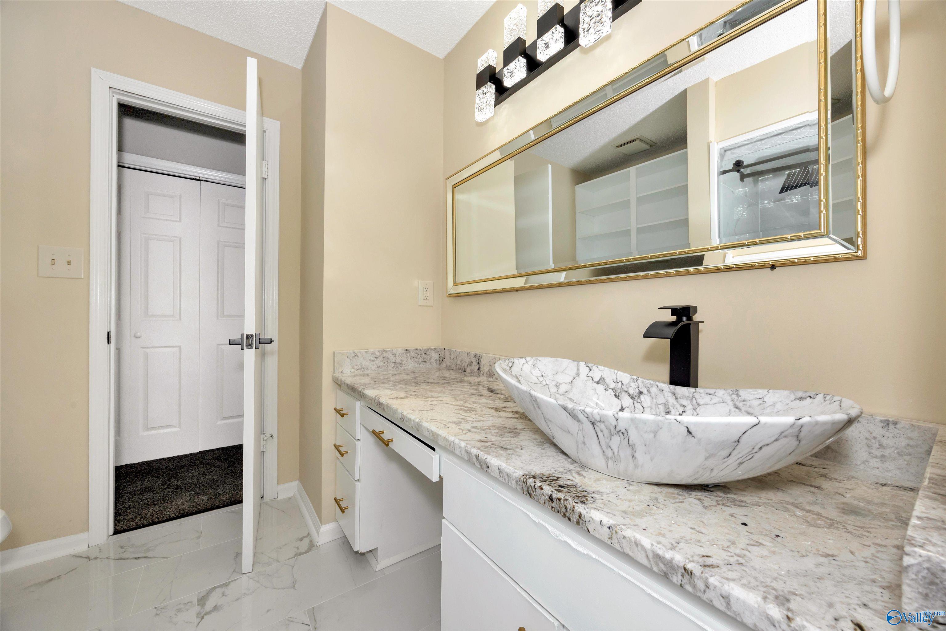 409 Hobbs Road, Huntsville, Alabama image 26