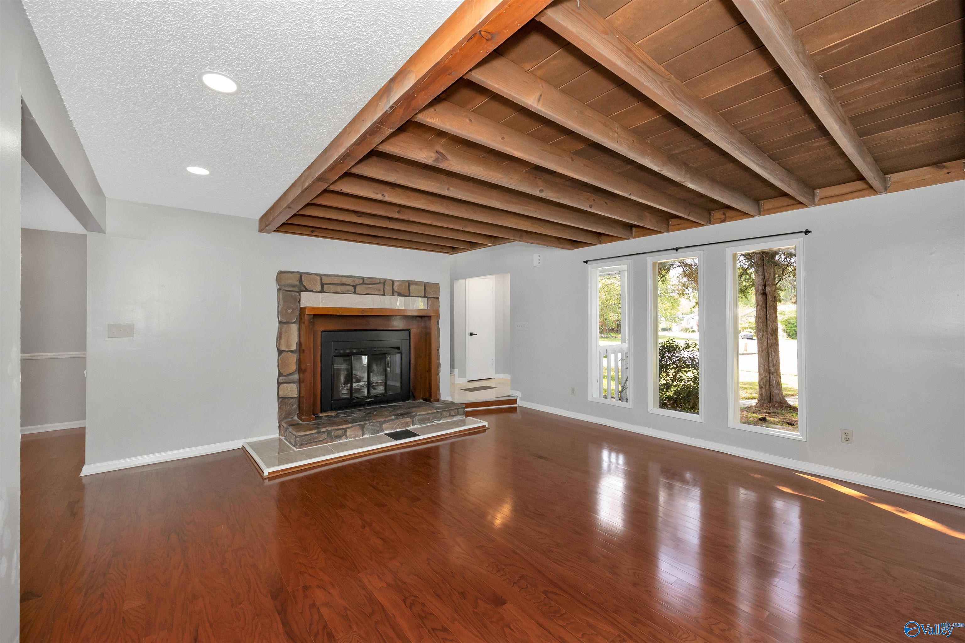 409 Hobbs Road, Huntsville, Alabama image 6
