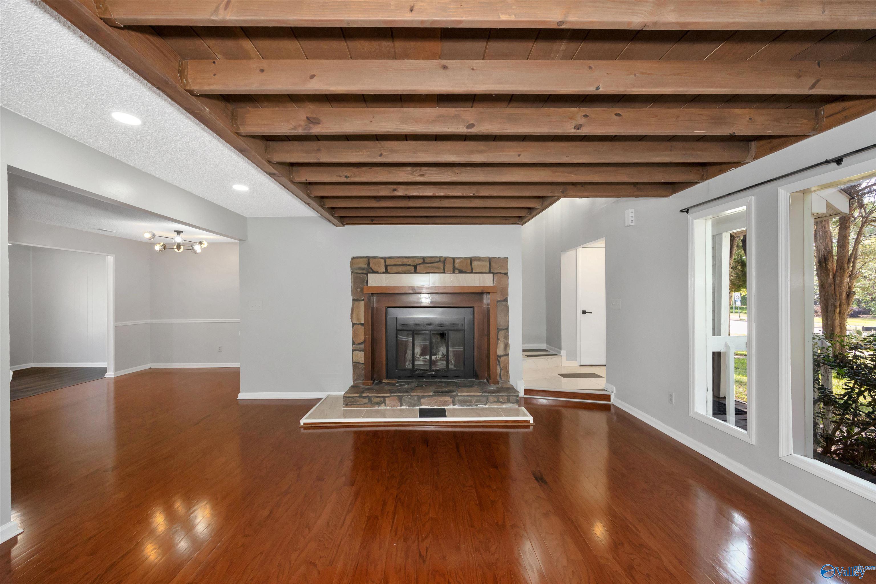 409 Hobbs Road, Huntsville, Alabama image 7