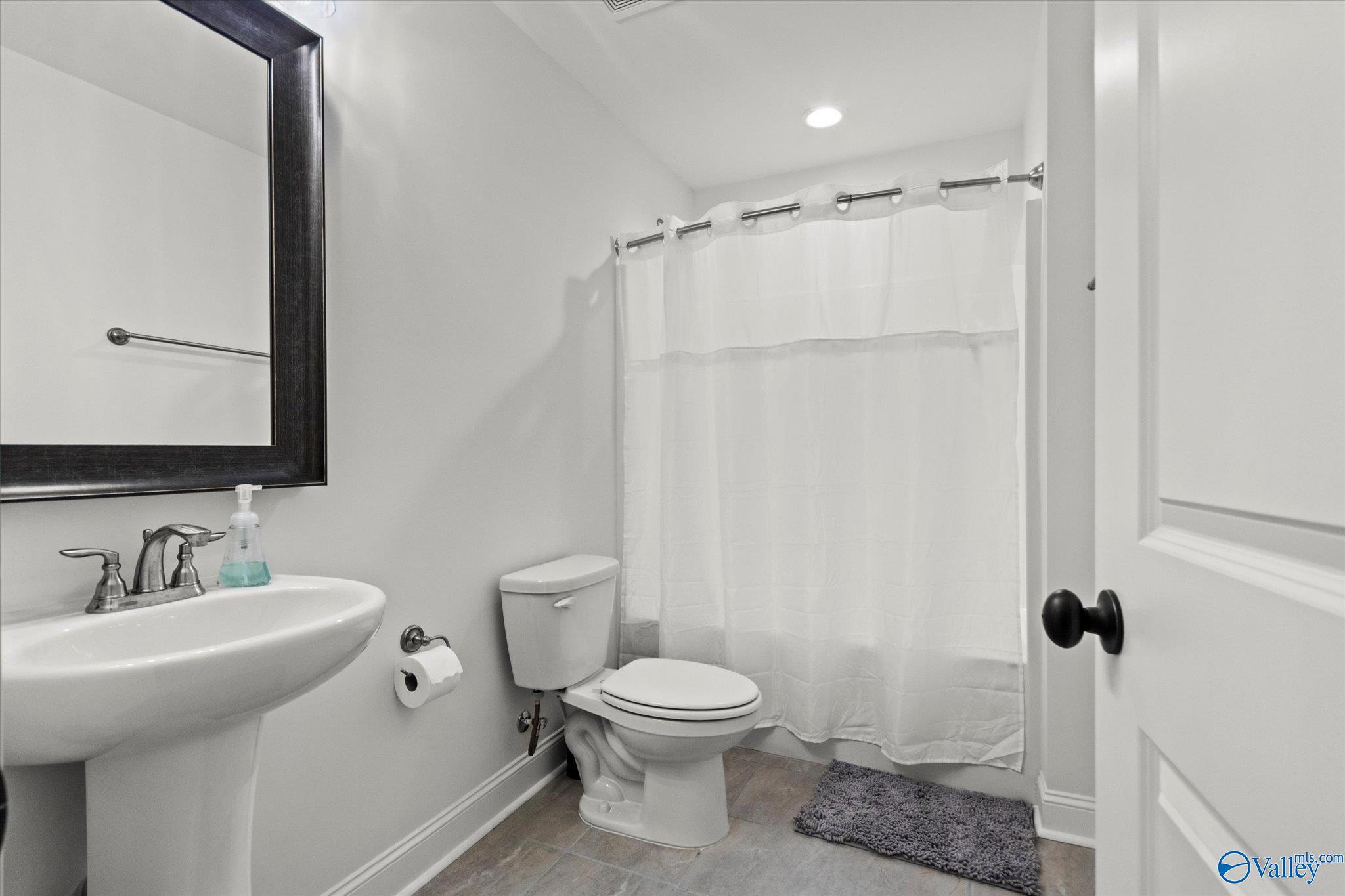 6527 Oak Meadow Drive, Owens Cross Roads, Alabama image 30