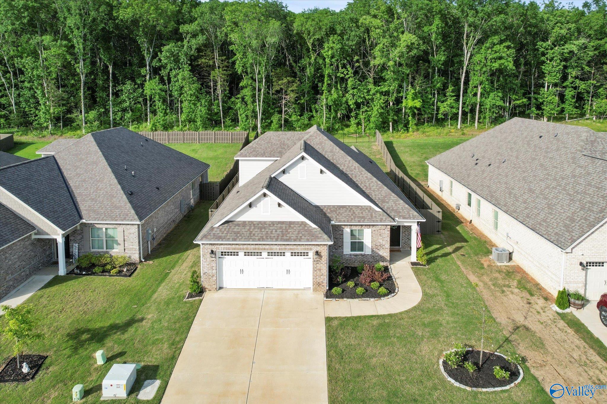 6527 Oak Meadow Drive, Owens Cross Roads, Alabama image 4