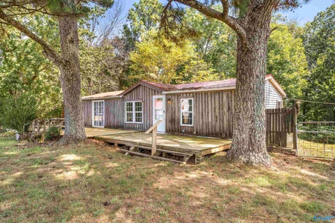 Mobile Home For Sale - 415 Choat Road<br/> Grant, AL 35747