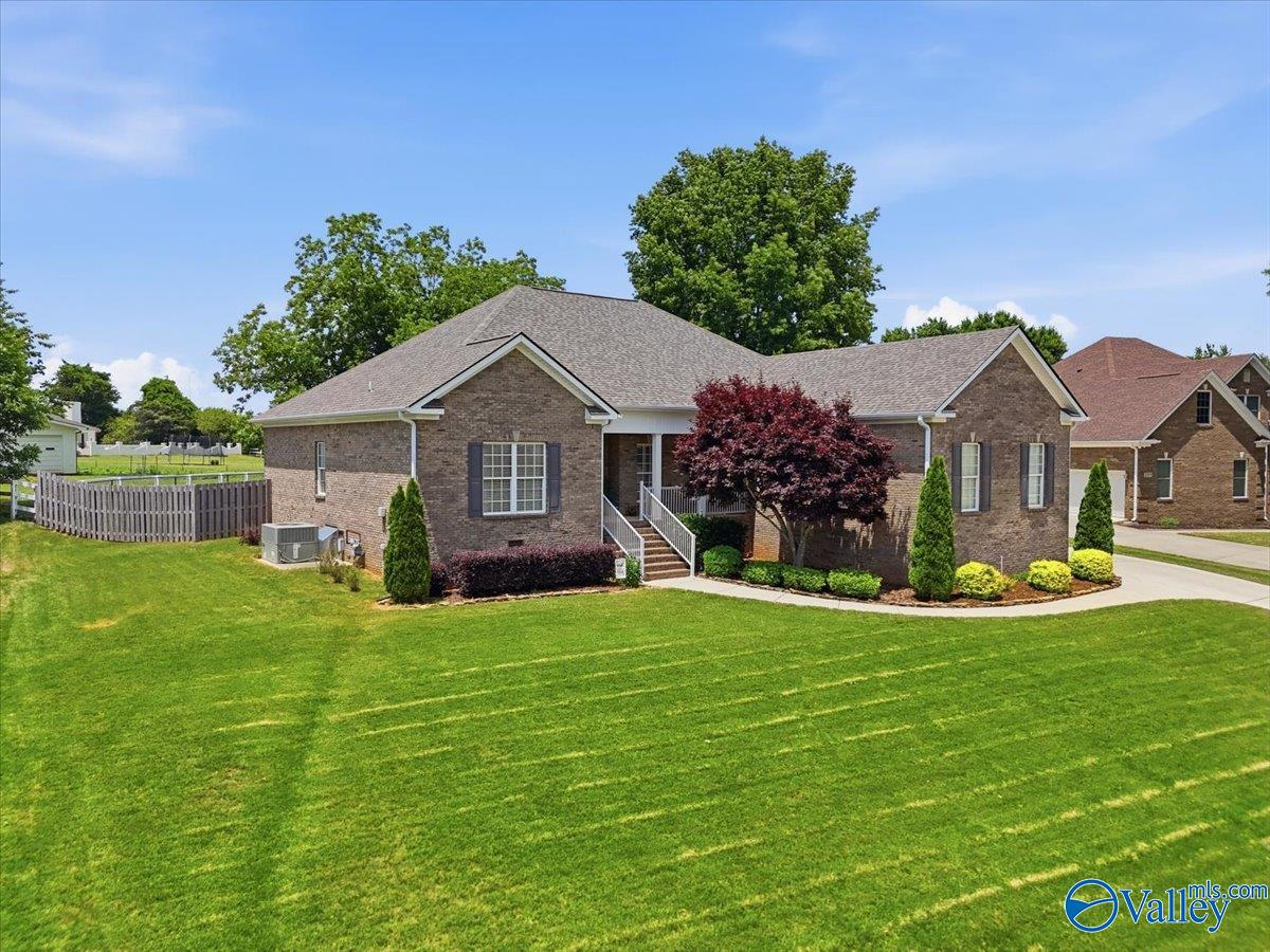 307 Sunnyslope Trail