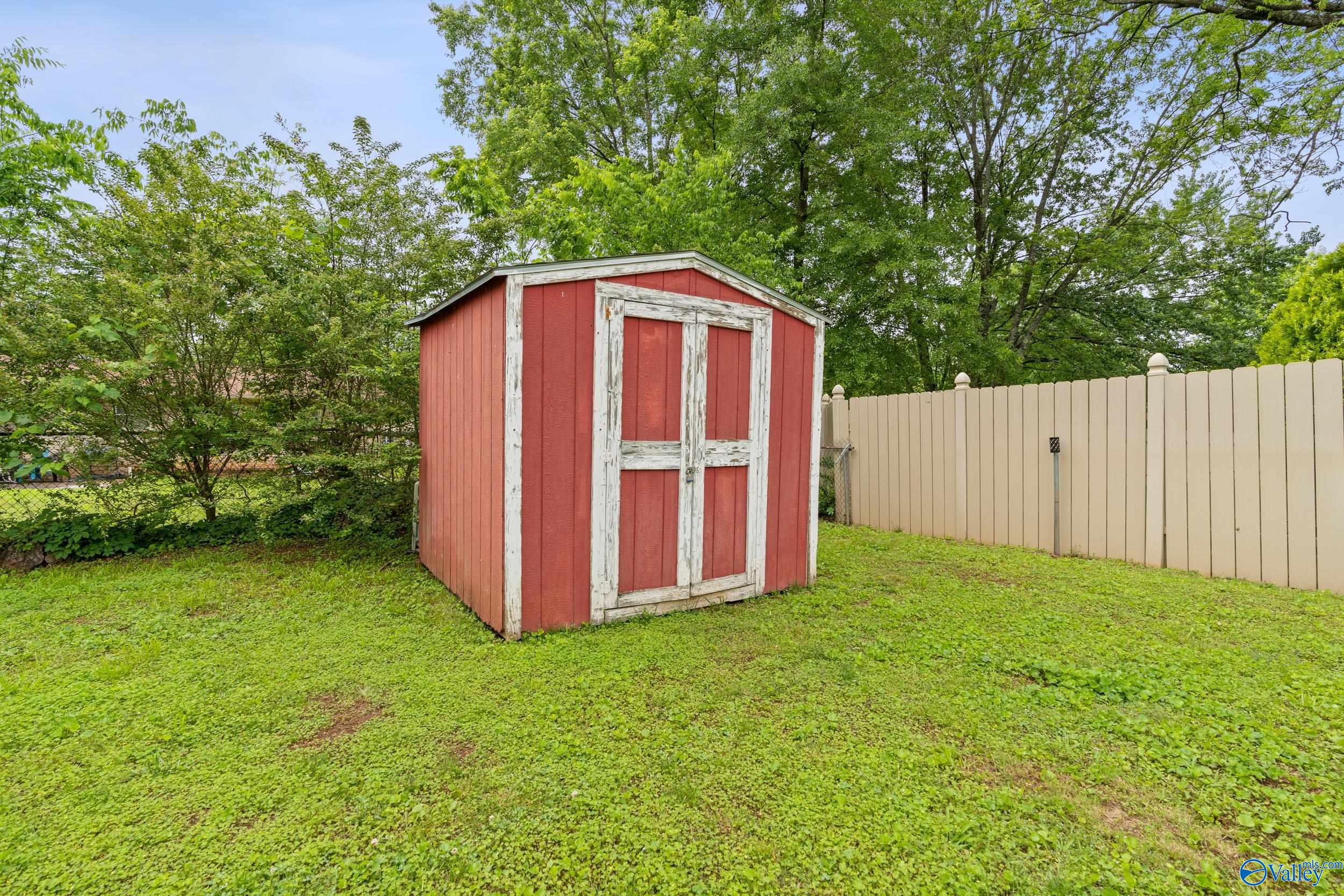 3804 NW Jamestown Drive, Huntsville, Alabama image 31