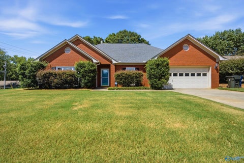 Homes For Rent - 146 Leathertree Lane<br/> Madison County, Madison, AL 35758