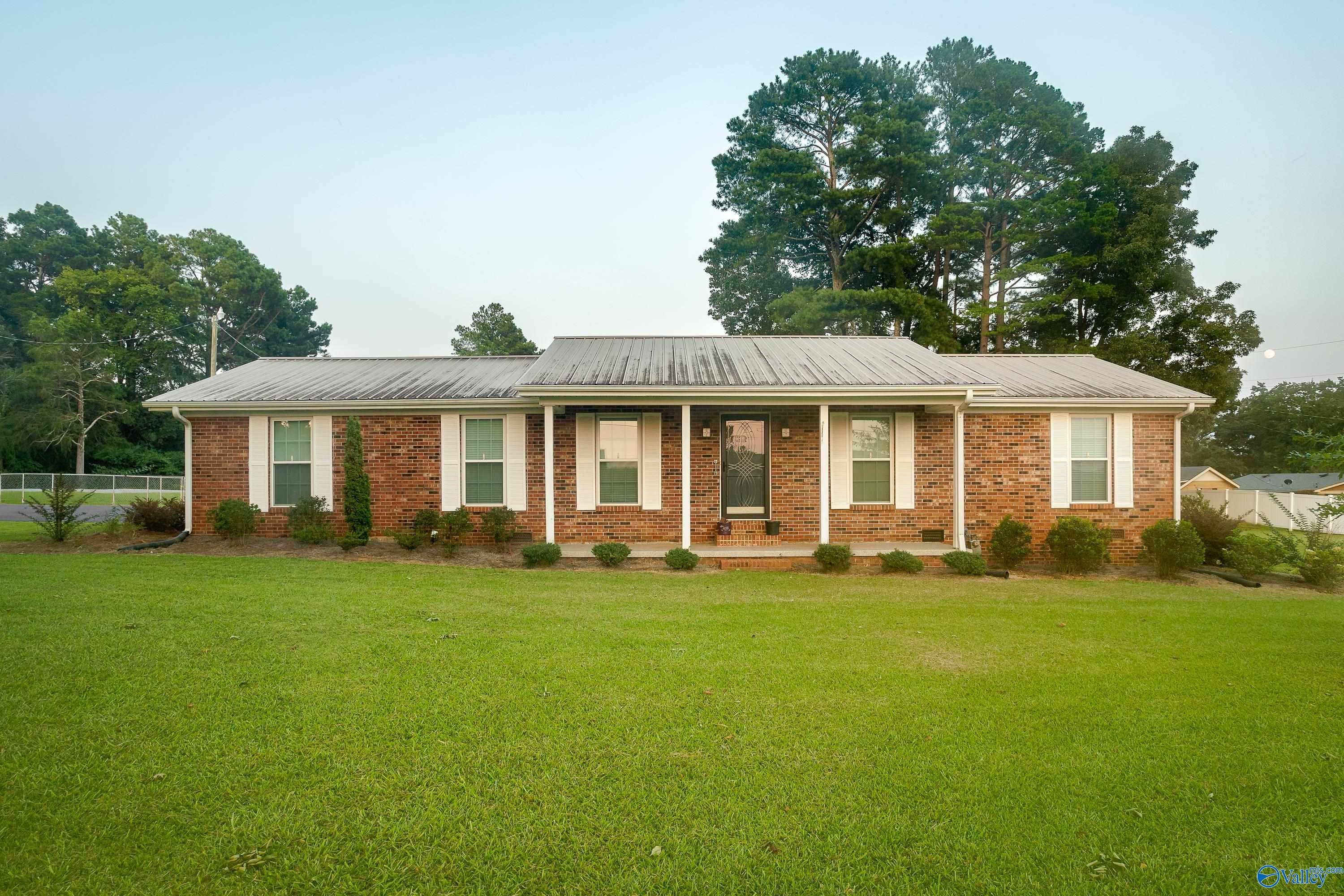 24 County Road 463