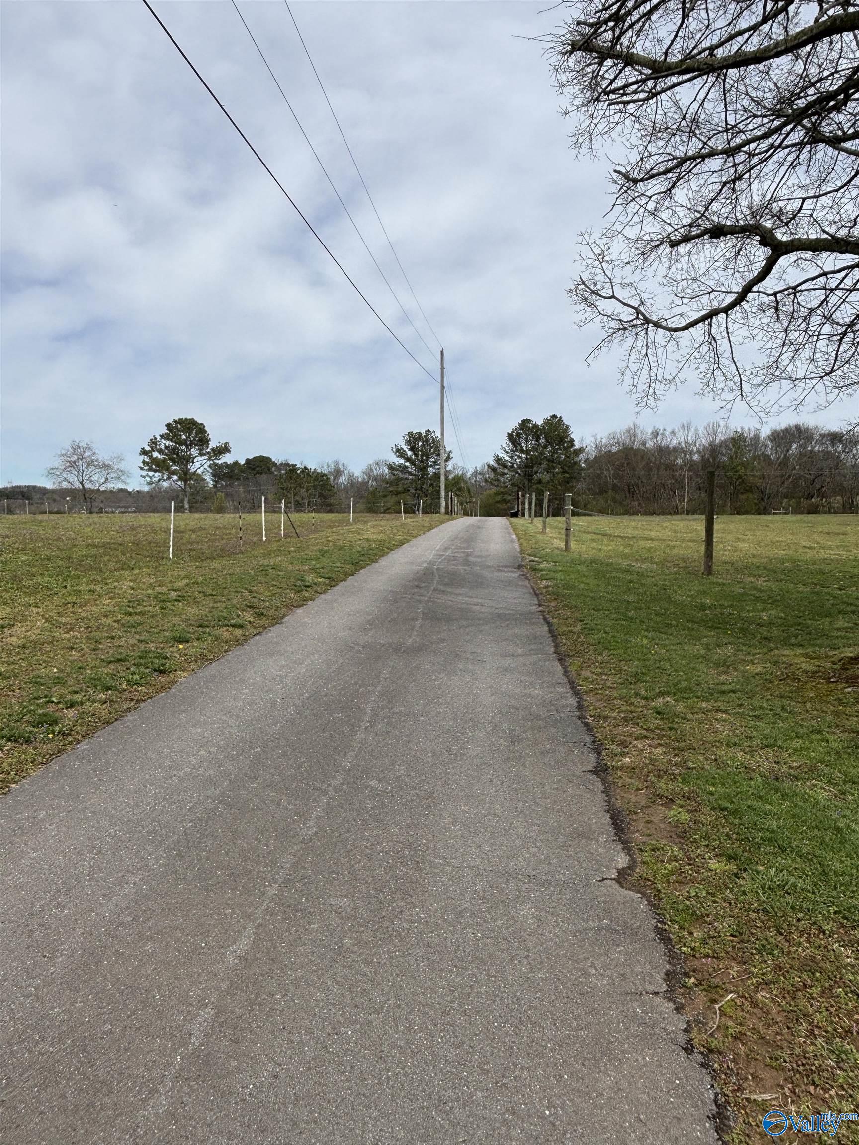 3305 Hustleville Road, Albertville, Alabama image 19