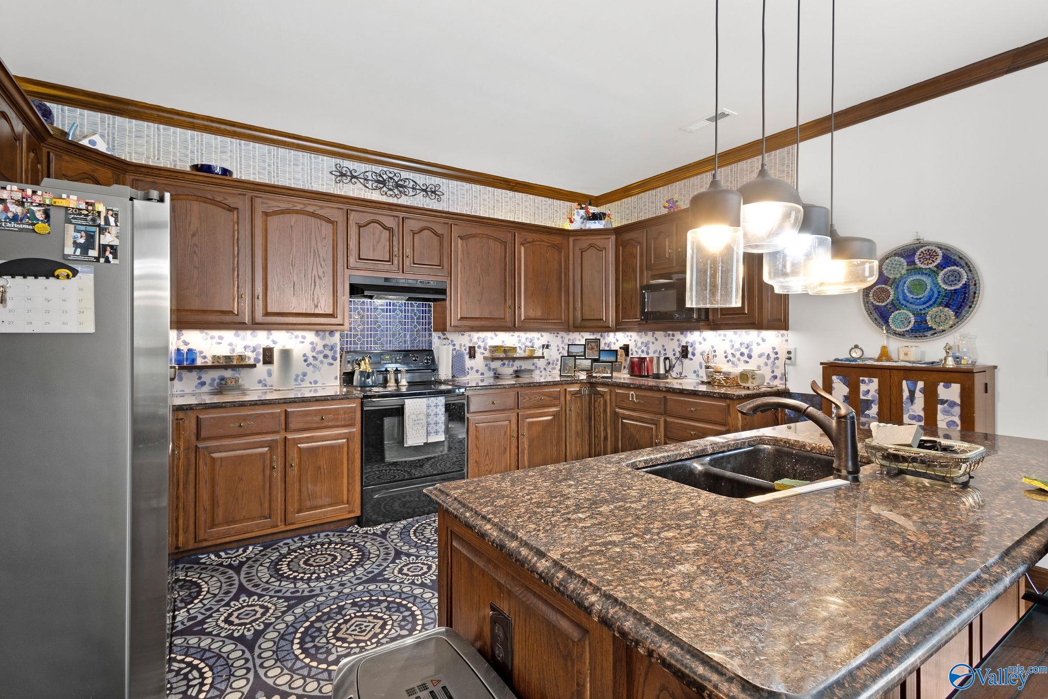 922 Village Court, Decatur, Alabama image 14