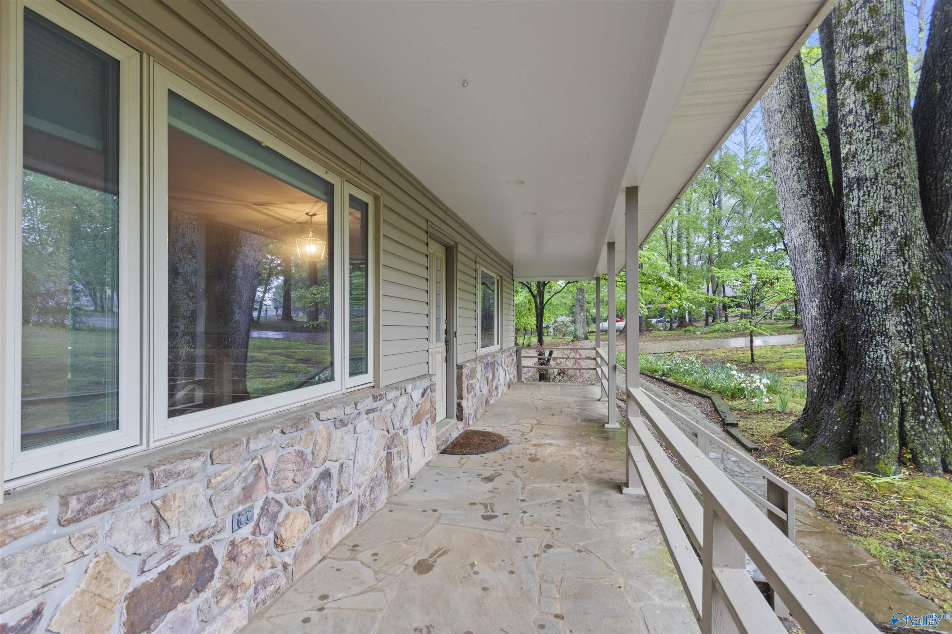 102 Peyton Circle, Gurley, Alabama image 4