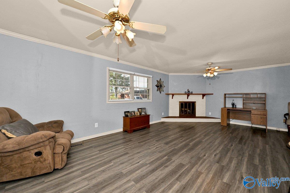 304 Albert Street SW