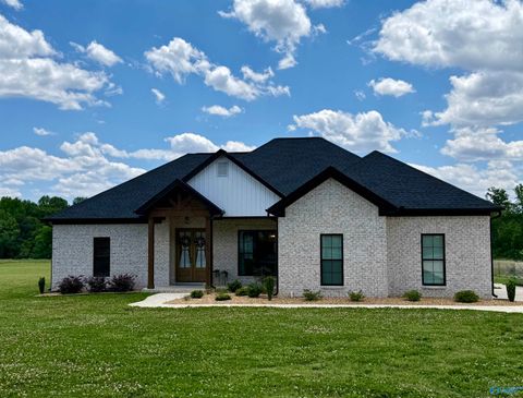 Photo of 28062 Nuke Whitt Lane, Ardmore, AL 35739 (MLS # 21917120)