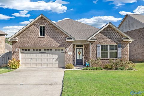 Photo of 78 Churchill Terrace, Decatur, AL 35603 (MLS # 21902089) Photo of 78 Churchill Terrace, Decatur, AL 35603 (MLS # 21902089)