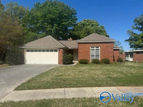 Homes For Sale - 1805 Edgemere Court<br/> Huntsville, AL 35803