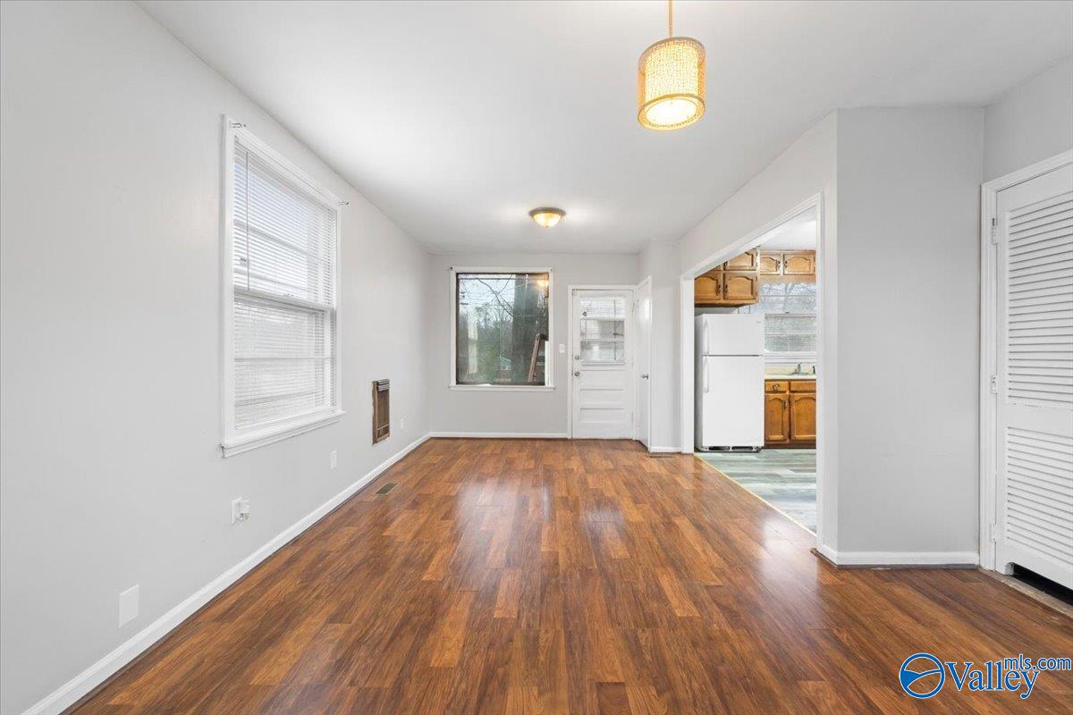 Huntsville, Alabama 35811, United States, 3 Bedrooms Bedrooms, ,2 BathroomsBathrooms,Residential,Pending,85276