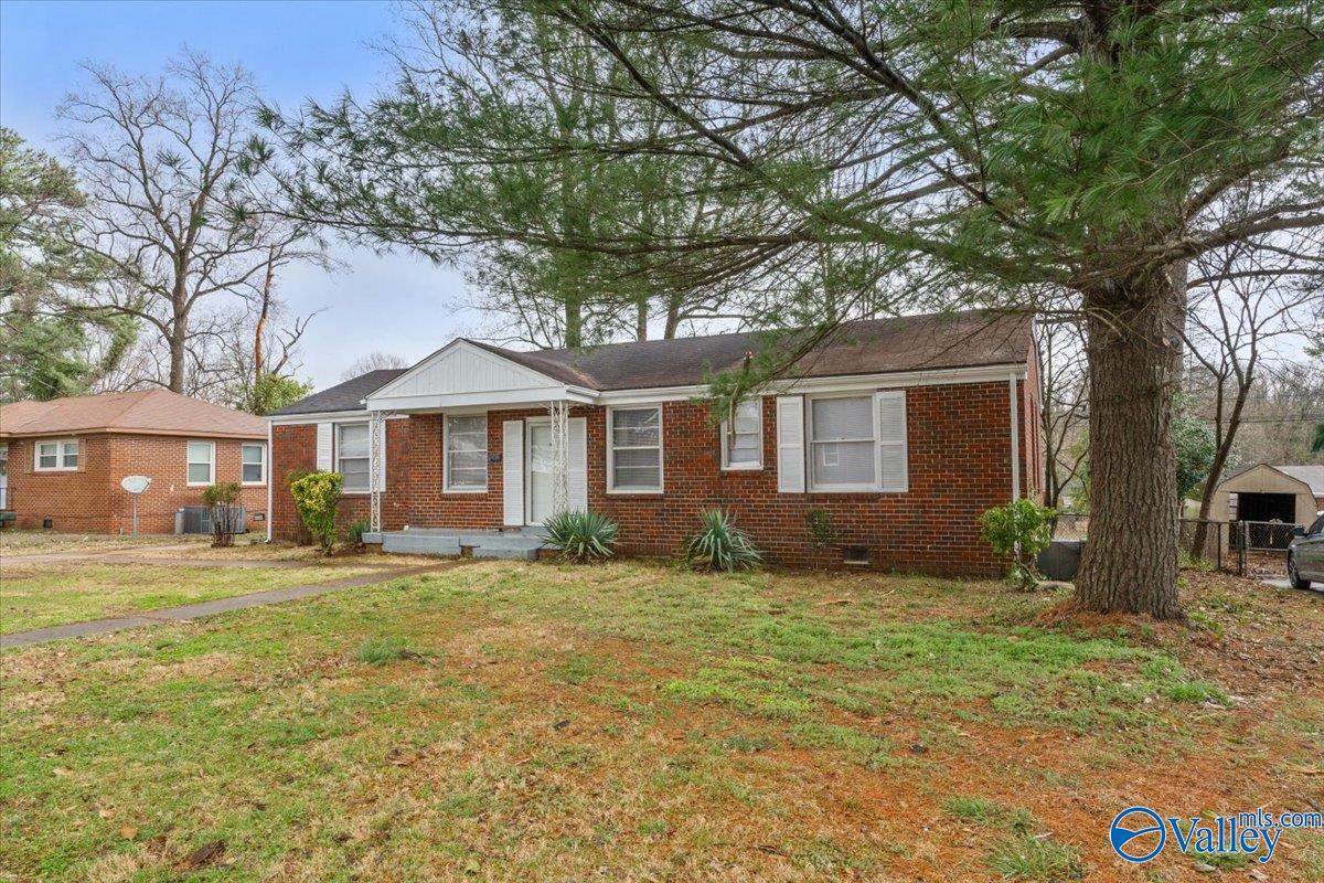 Huntsville, Alabama 35811, United States, 3 Bedrooms Bedrooms, ,2 BathroomsBathrooms,Residential,Pending,85276