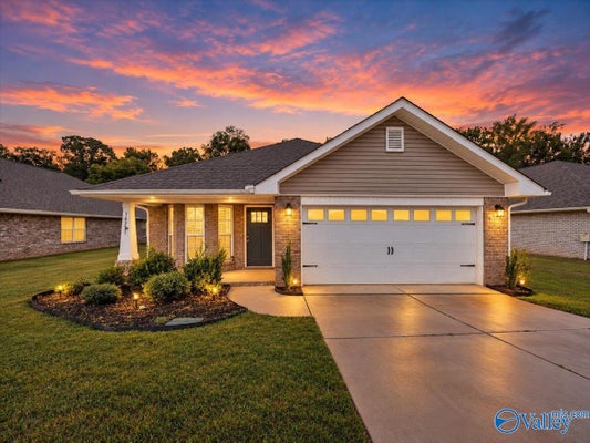 14237 WILDFLOWER DR, HARVEST, AL 35749 - Image c222953a54c6ea66e638c42e0593fa98/1004514150