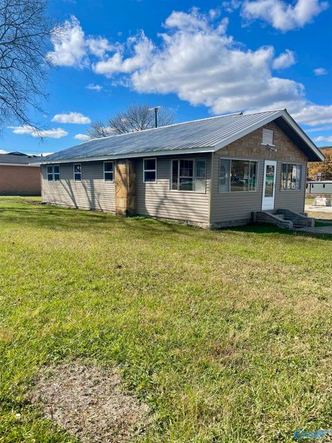 Homes For Sale - 162 NE 14th Street #1<br/> Fort Payne, AL 35967