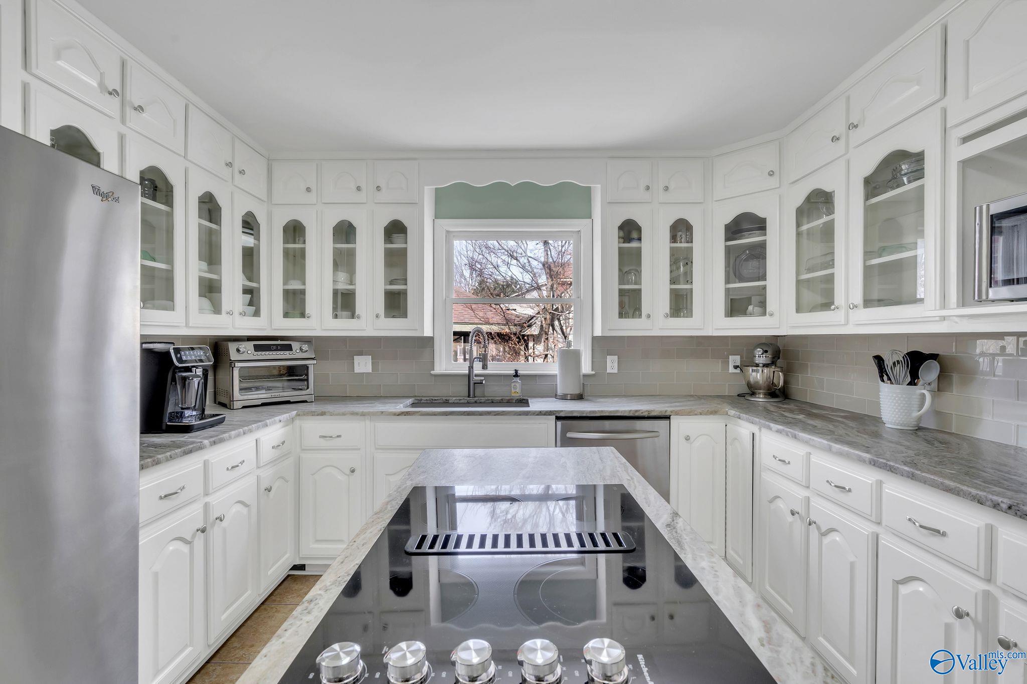 3515 Colonial Drive, Guntersville, Alabama image 15