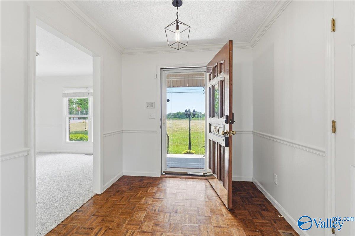 357 Countess Road NE