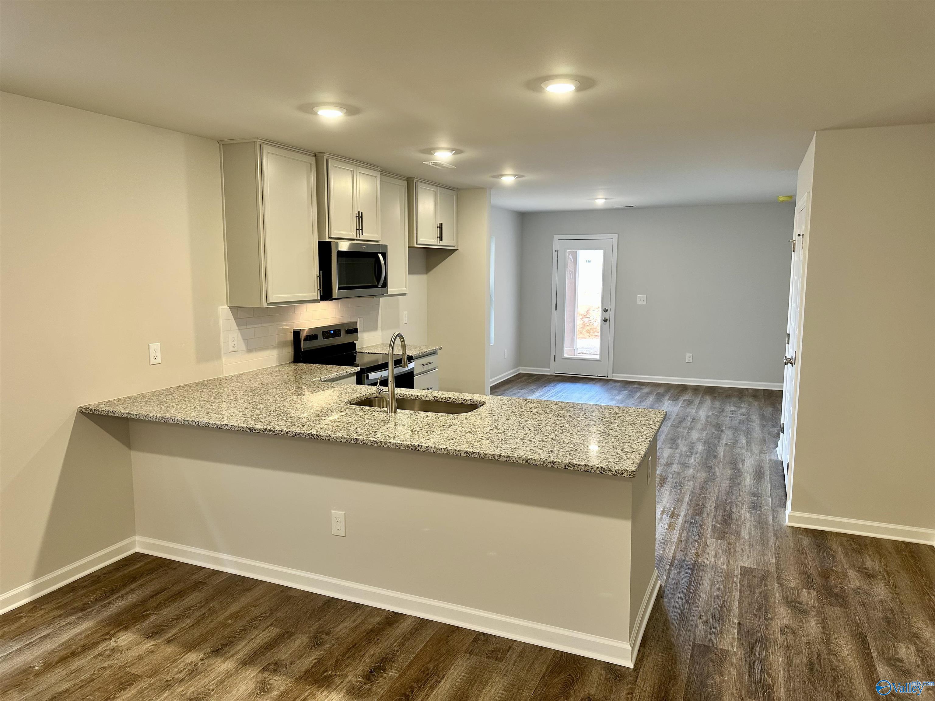 27955 Chalmers Circle, Harvest, Alabama image 7