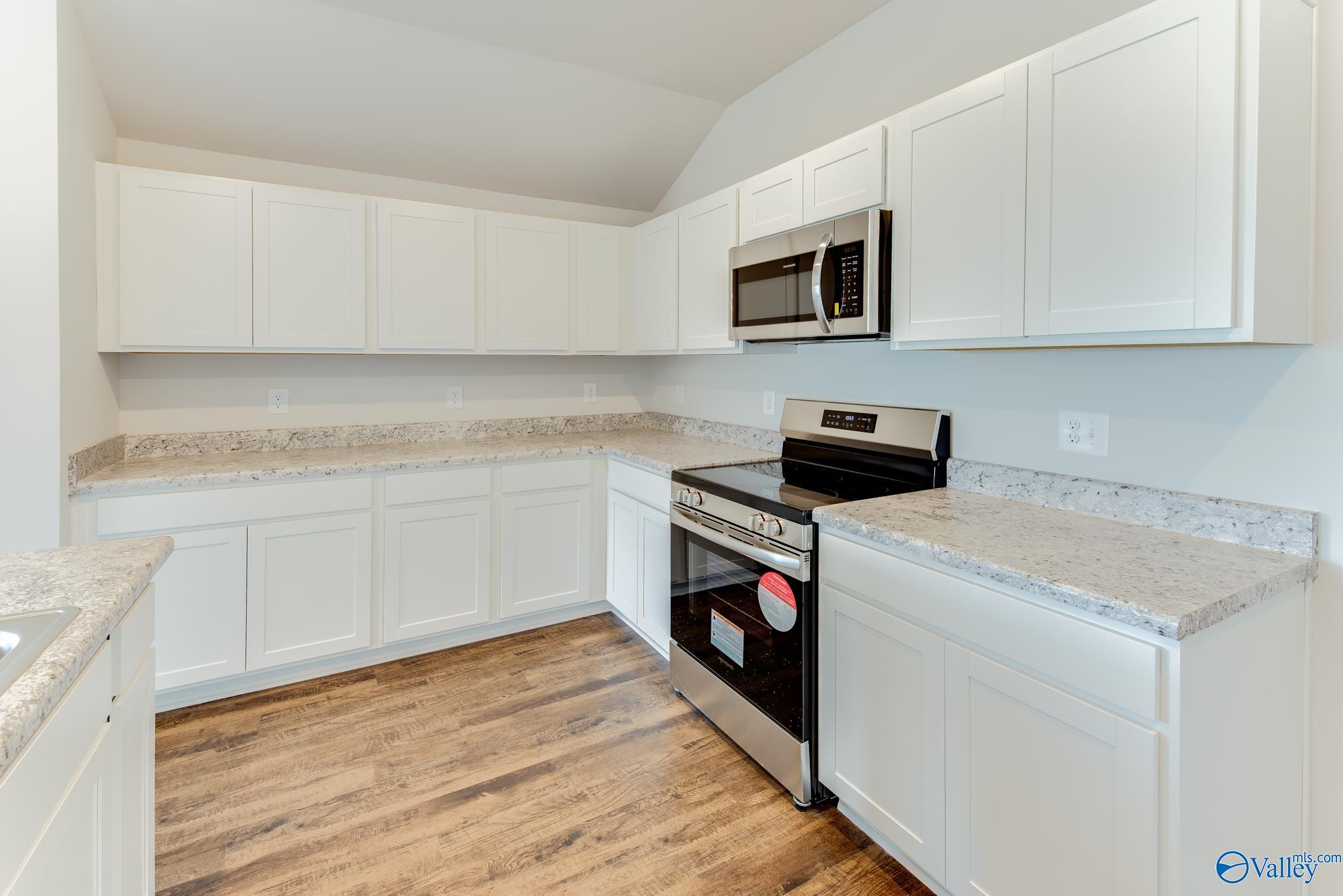 254 Faded Rose Lane, Toney, Alabama image 3