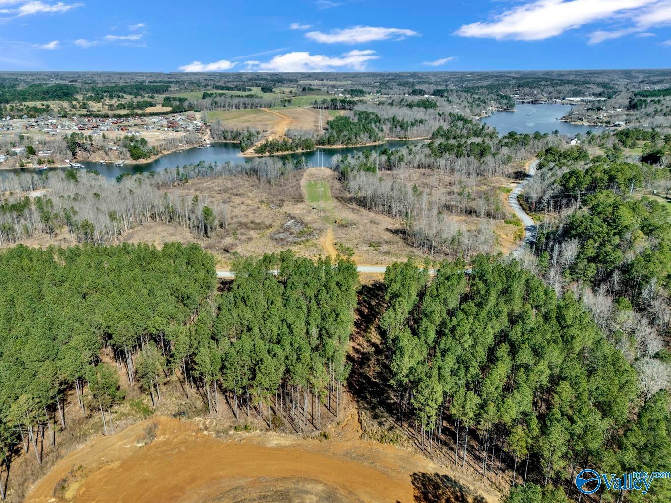 98 acres County Road 102