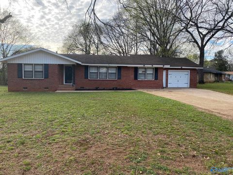 Homes For Rent - 2201 Shady Lane<br/> Huntsville, AL 35810