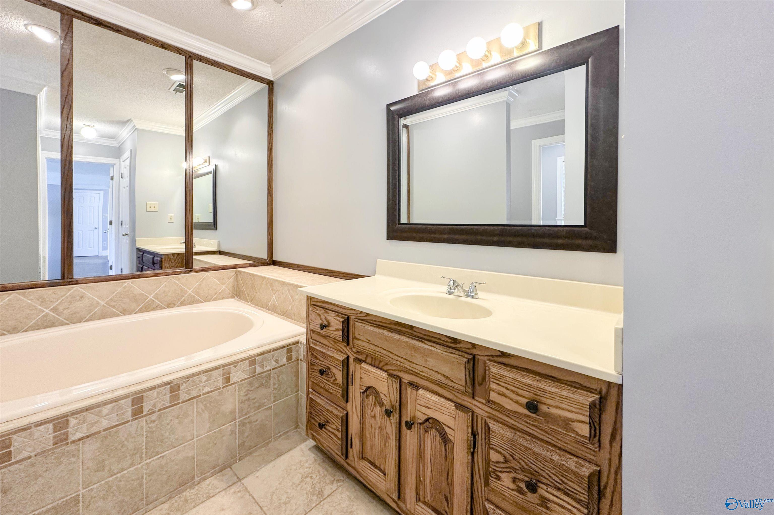 2108 Chapel Hill Road, Decatur, Alabama image 30