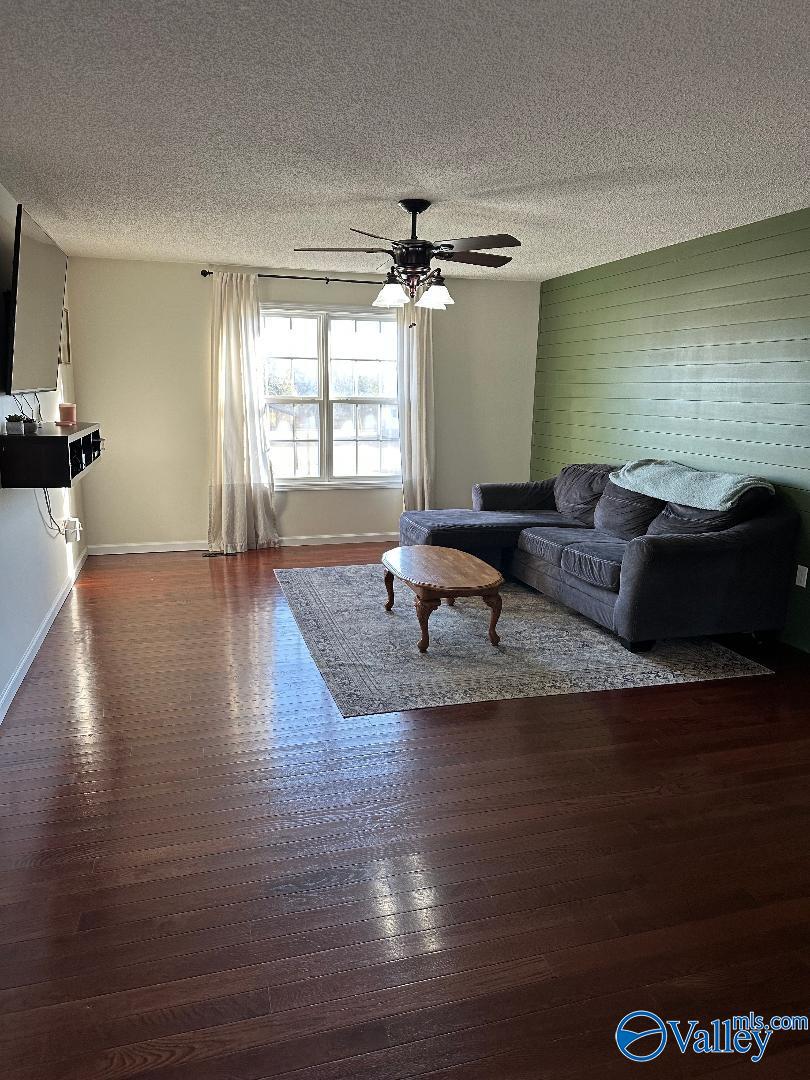 45 Dee Circle, Guntersville, Alabama image 2